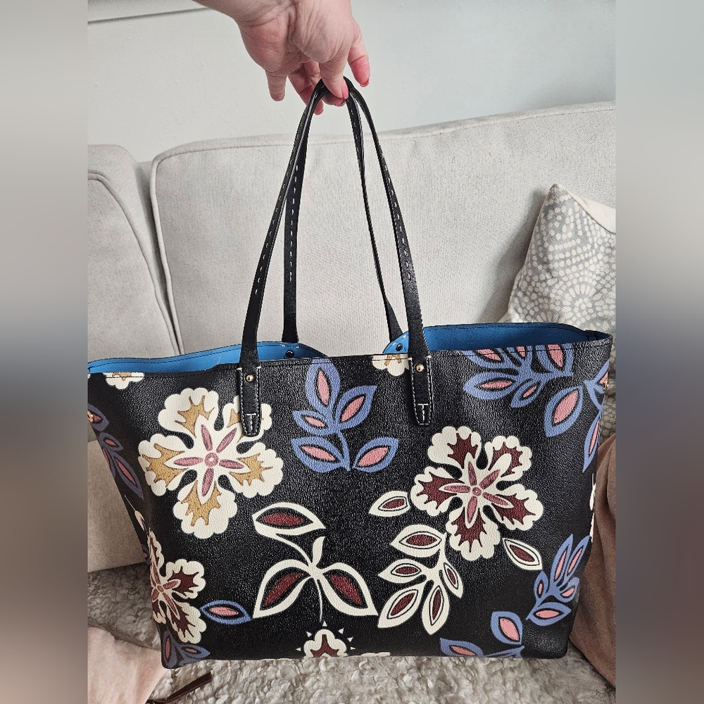 Floral Black Tote Bag - Picture 3 of 6